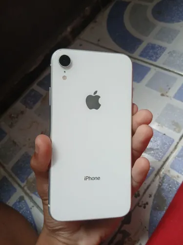 IPhone xr muito novo