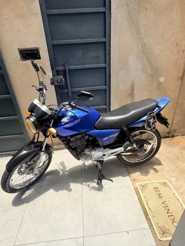 Honda Titan 2004 -  150ESD