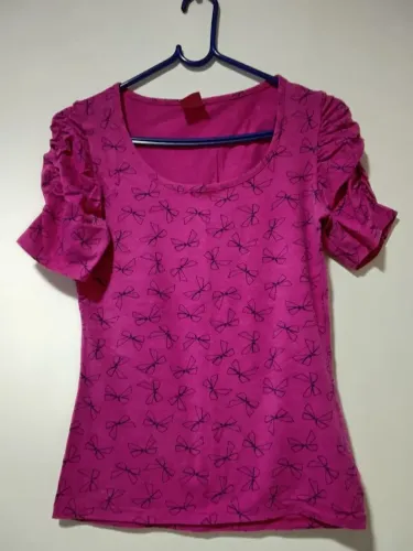 Lote com várias blusas Tamanho M