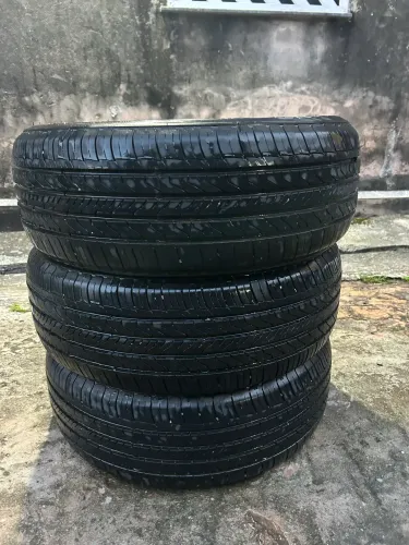 Pneu 205/55/R16 speed max