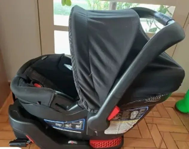 Bebê Conforto Britax B-Safe 35 Elite com base para carro