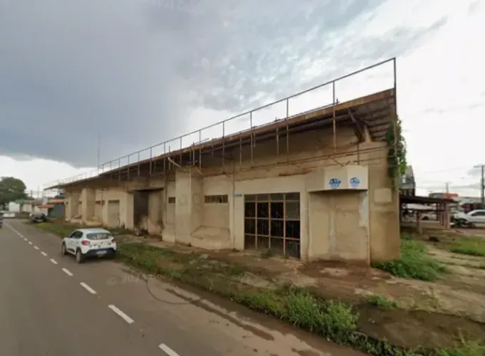 Porto Velho - Prédio Comercial Desocupado e Sem Dívidas!