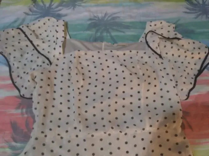 Vestido fino forrado Colmeia veste n° 40