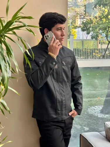 Jaqueta de couro cinético 