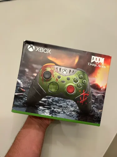 Controle XBOX DOOM Edição Limitada