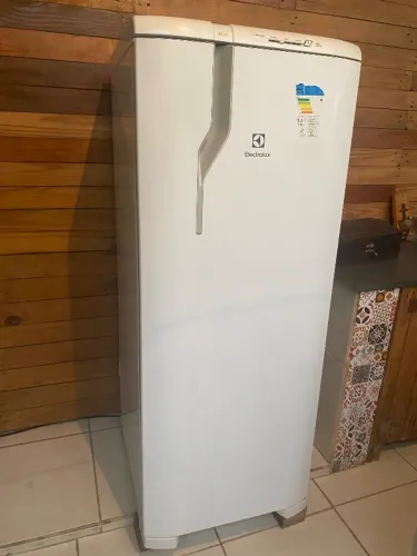 Geladeira Eletrolux