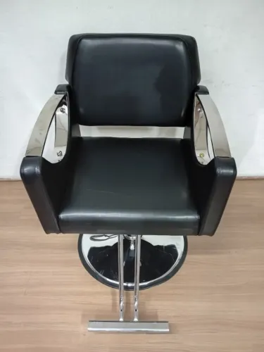 Cadeira de Salão Hidráulica Barbeiro Preto