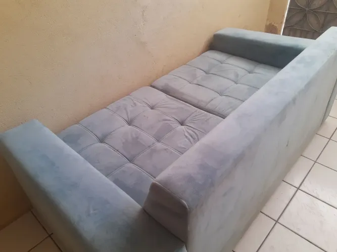 Sofá cama grande retrátil