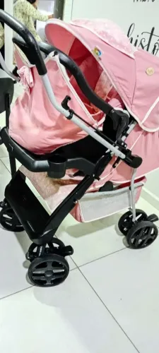 Carrinho bebê Tutti Baby + Bebê conforto + Banheira 