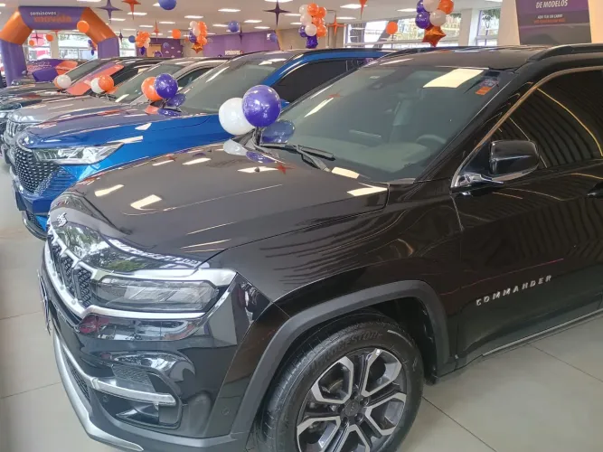 Jeep Commander Limited T270 1.3 TB Flex AUT 2024