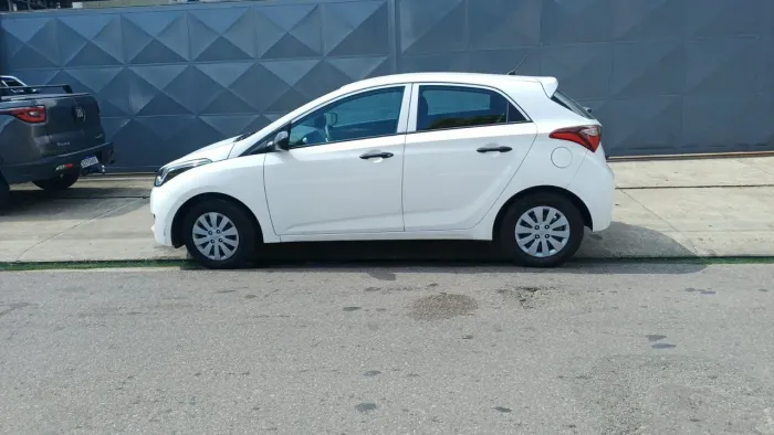 Hyundai HB20 Unique 1.0 Flex 12V Mec. 2019