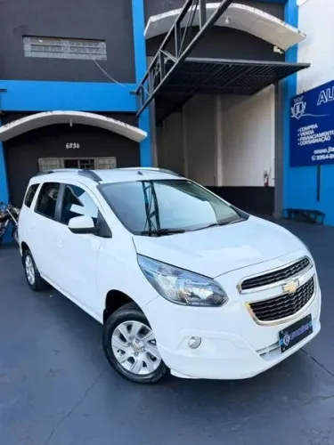 Chevrolet Spin 1.8 8V Econo.Flex 5p Aut. 2016