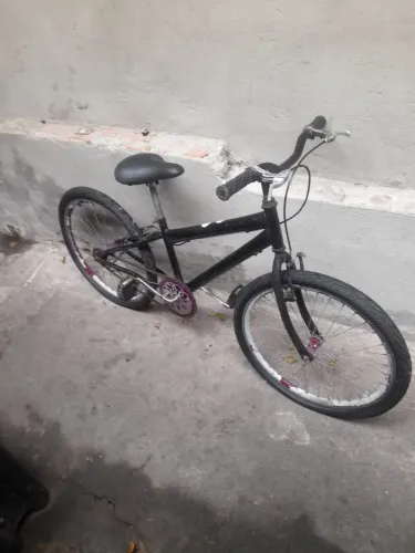 Bicicleta aro 24