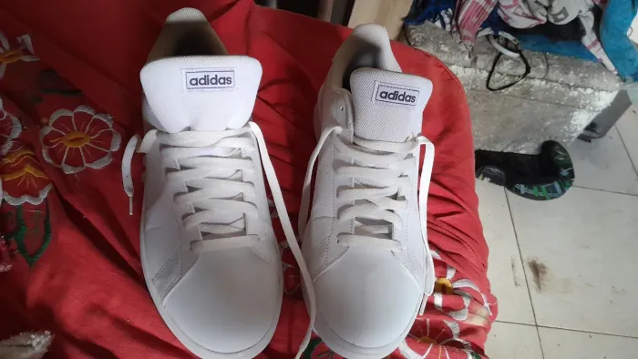 Tênis da adidas novo (usado 1 vez)