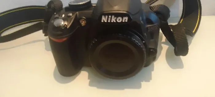 Câmera Nikon d3100