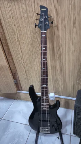Baixo Yamaha TRB 1005