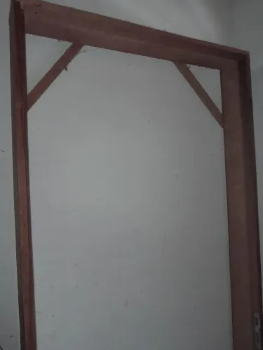 BATENTE DE PORTA FORRO  2x15  de altura  -  90 CM de largura 