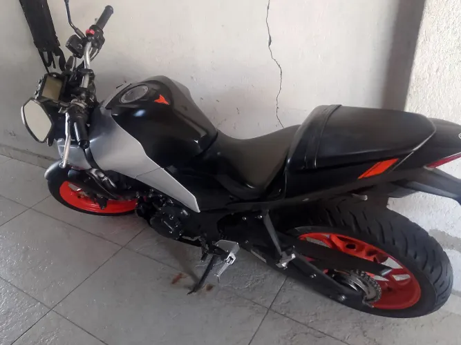Vendo moto Yamaha MT 03