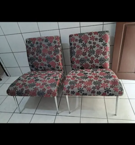 Duas poltronas em perfeito estado apenas 160 as duas