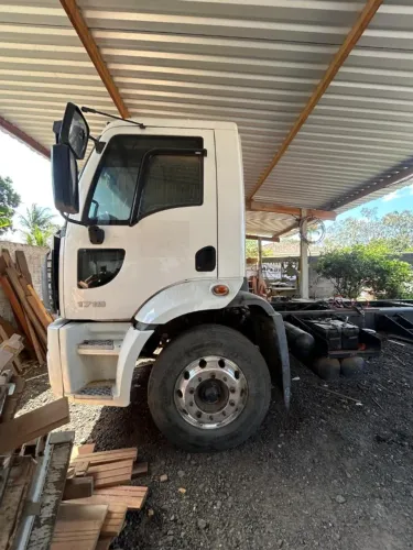 FORD CARGO 1719 2013
