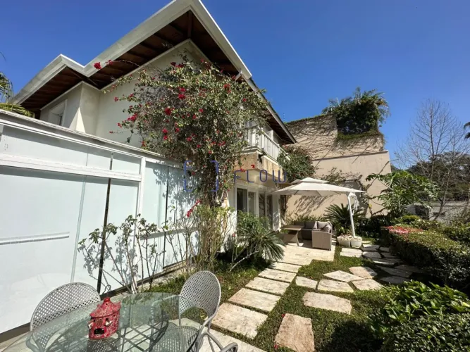 Casa em Condomínio Para Venda Cidade Jardim, 2 Quartos, 2 Suítes, 4 Vagas, 589m² - (condom