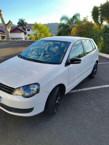 Volkswagen Polo 1.6 Mi/s.ouro 1.6 MI Tot.flex 8V 5P 2013