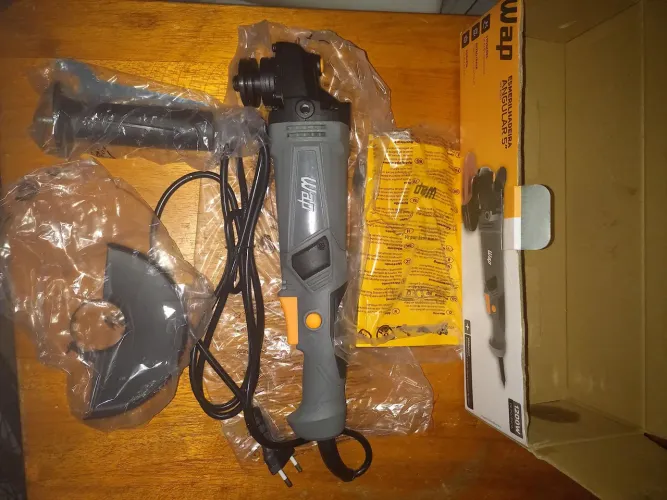 Esmerilhadeira WAP 1200w, 127v (Nova), 3 Posições Protetor de Disco125MM 13000 RPM.