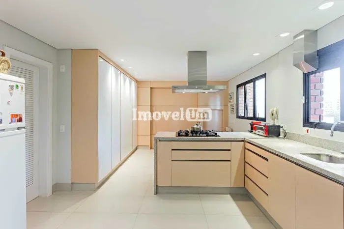 Vila Nova Conceição | Apartamento 4 quartos, sendo 2 suites
