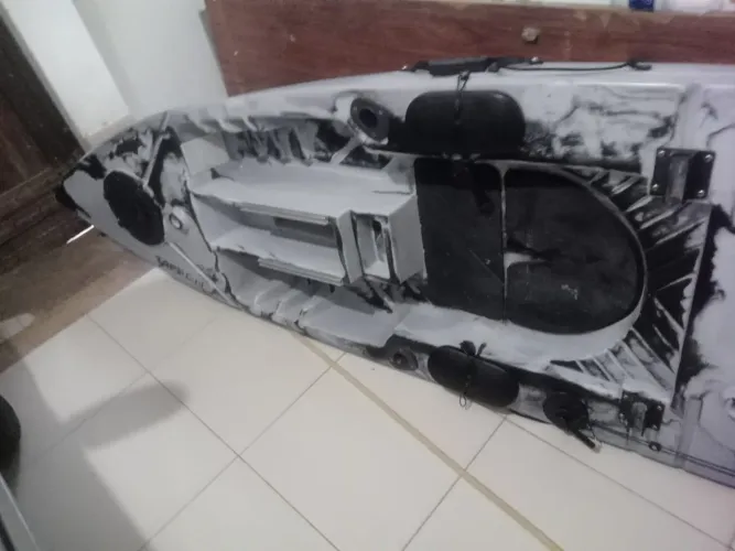 Caiaque adaptado prá Pedal top. Oportunidade.
