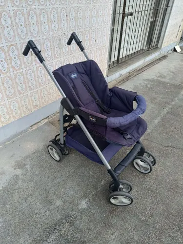 Kit carrinho, bebê conforto e Moisés chicco