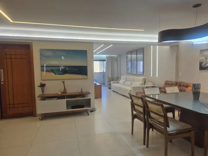 4 quartos montado e reformado porteira fecha fica tudo,na praia da costa !