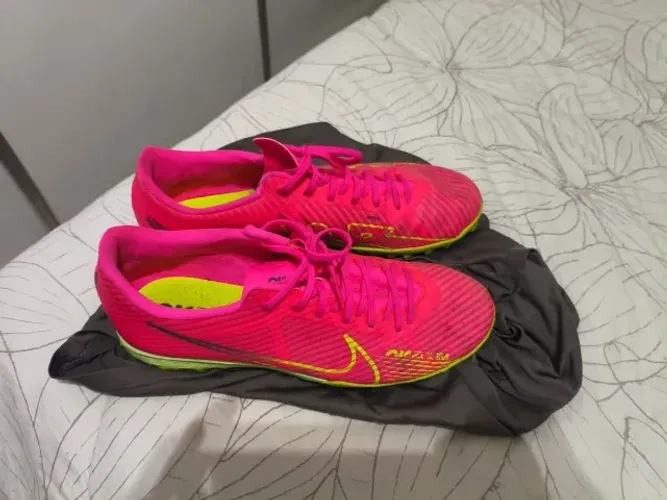 chuteira nike mercurial 41 - society