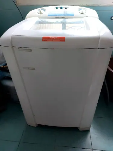 Máquina de lavar Eletrolux 12kg branca