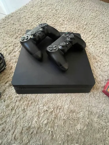 PlayStation 4 Slim 1 TB