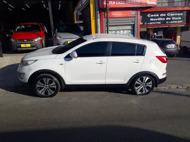Kia Motors Sportage LX 2.0 16v/ 2.0 16V Flex Aut. 2013
