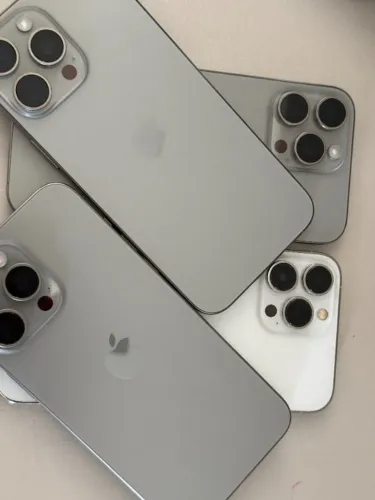 iPhone 16 Pro Max 256 gb - Bateria 96%