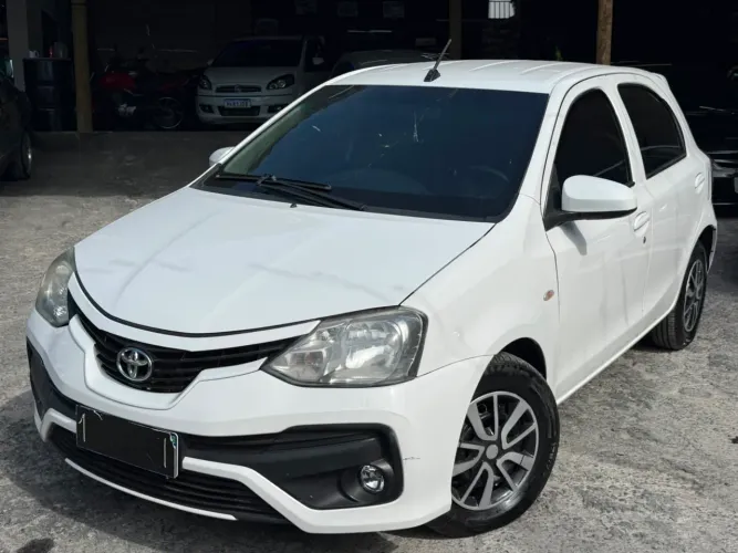 Toyota Etios X 1.3 Flex 16V 5P Mec. 2018