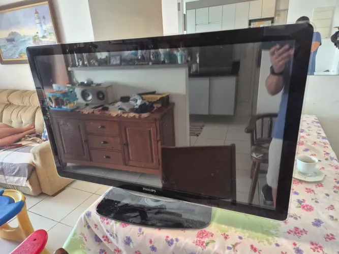 TV Philips 40" 40PGL9605/78