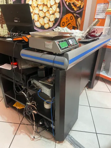 Caixa check-out supermercado