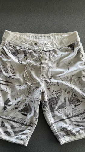 Bermuda calvin Klein 