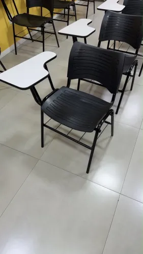 Cadeira escolar 