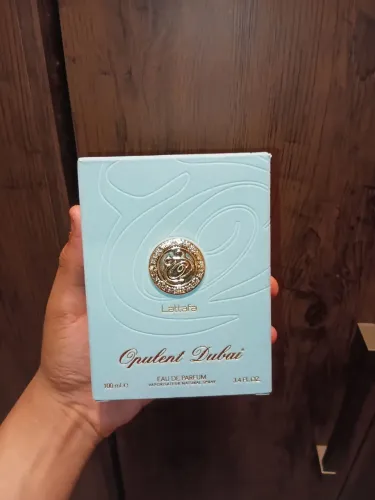 Opulent Dubai na caixa