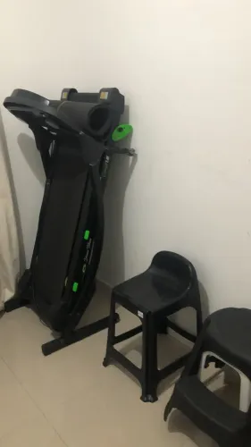 VENDO ESTEIRA ERGOMÉTRICA POR R$ 1.100