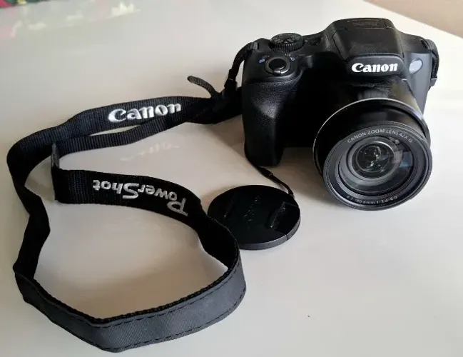 Canon Powershot SX520HS 42x zoom