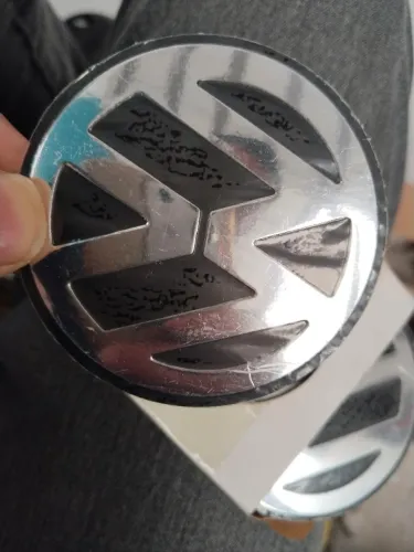 Emblema wolksvagem com relevo