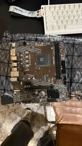 Placa-Mãe MSI A520M-A PRO, AMD AM4, mATX, DDR4, Preto