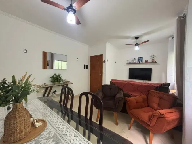 Apartamento à venda no bairro Guilhermina Praia Grande/SP