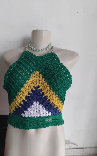 Croped, top blusas,bornal e short em croché  na promoção 