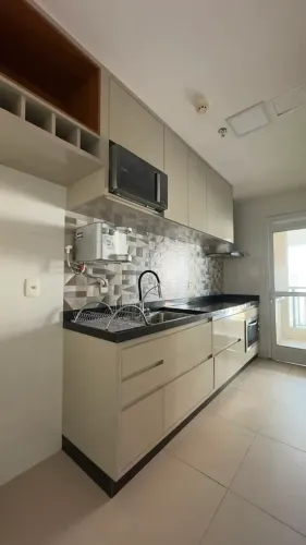 Lindo apartamento no Tagua Life Center Reformado, Andar alto