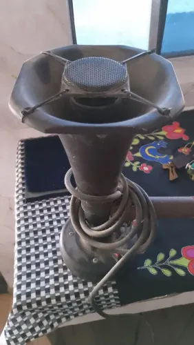 Corneta para anúncio
